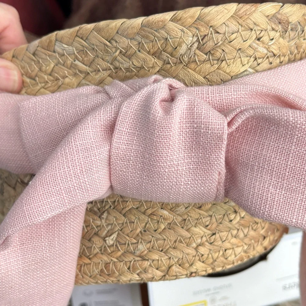 THRESHOLD NWT natural woven bow handle Easter basket -pink - Picture 5 of 5